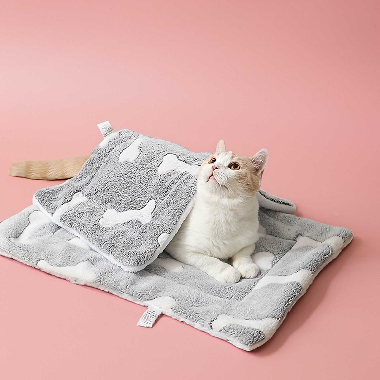 Self-Warming Pet Bed